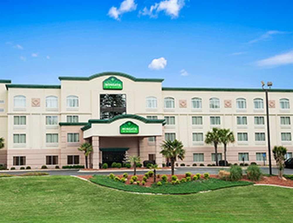 Holiday Inn Express Columbia Ne - Fort Jackson Exterior photo